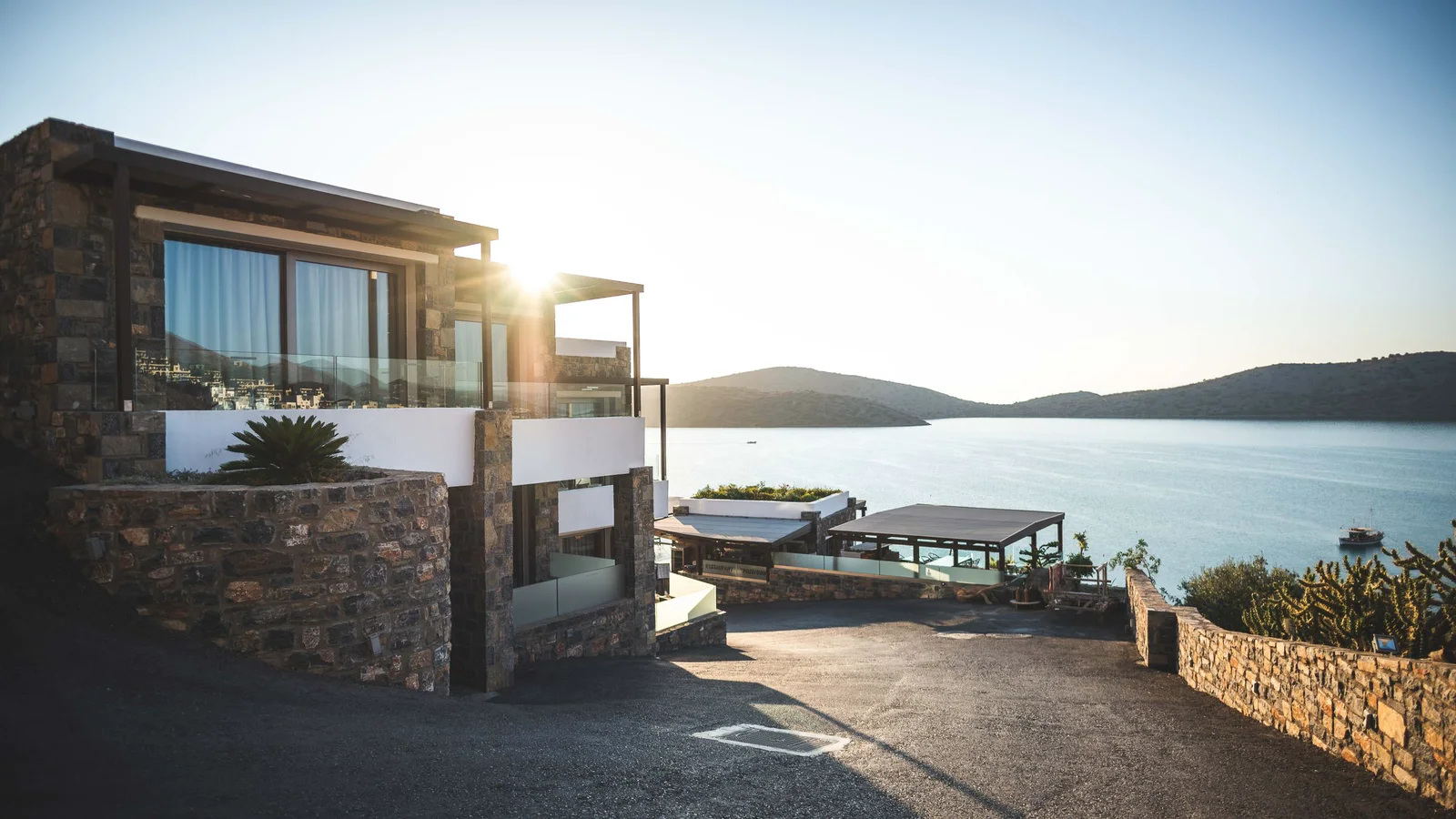 Casa no Algarve chave na mão — construir com Ecoimport Wood